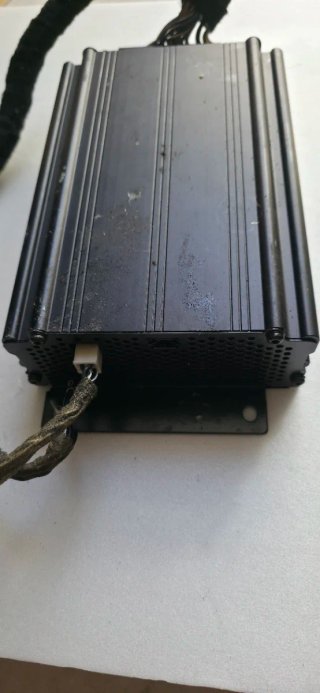 Amplificatore Bose per auto