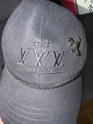 Gorra Louis Vuitton ORIGINAL PRECIO NEGOCIABLE