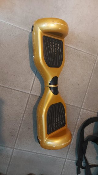 Hoverboard Dorado con Cargador y Bolsa