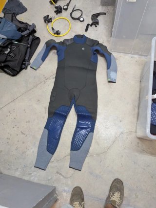 Traje de neopreno 5mm como nuevo
