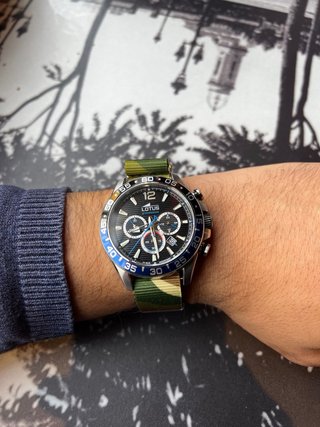 Reloj Lotus Cronógrafo Naranja y Negro