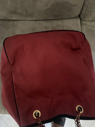 Borsa Le Pandorine Rossa con Dettagli Oro