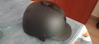 Casco de hípica negro