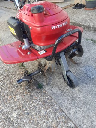Motoazada Honda F220