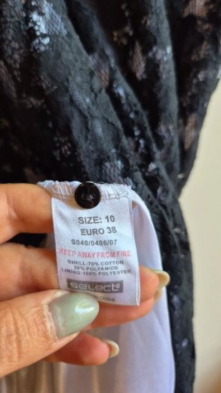 Abito nero pizzo