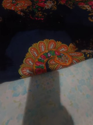Mantón de Manila Negro con Flores