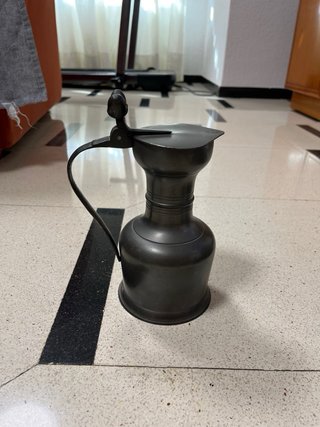 Jarras de peltre suizas (4 unidades)