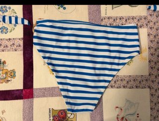 Bikini rayas marineras azul y blanco