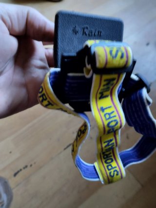 Linterna frontal deportiva