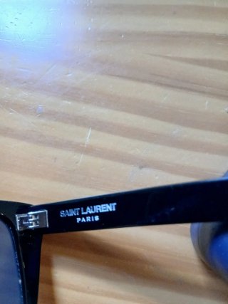 Gafas de sol Saint Laurent negras y marrones