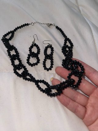 Collar y pendientes