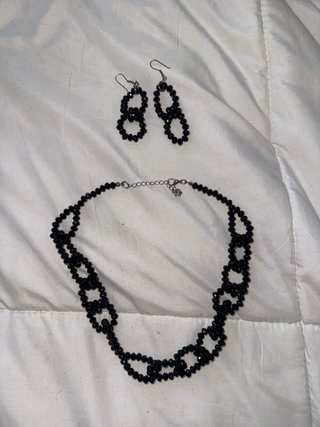 Collar y pendientes