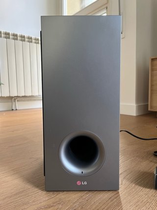 LG NB3540 Barra Sonido 320W 2.1 Subwoofer