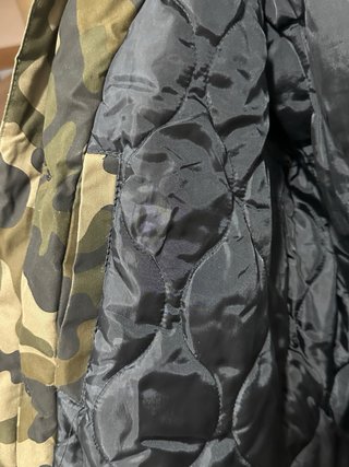 Parka Bershka militar capucha pelo