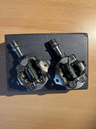 Pedales Shimano XT