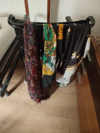 Pañuelos estampados y lunares