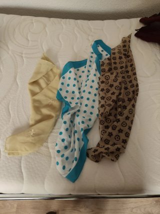 Pañuelos estampados y lunares