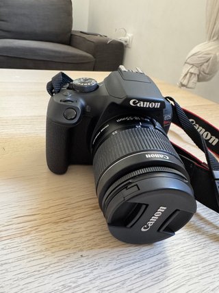 Canon EOS Rebel T7 Cámara Digital