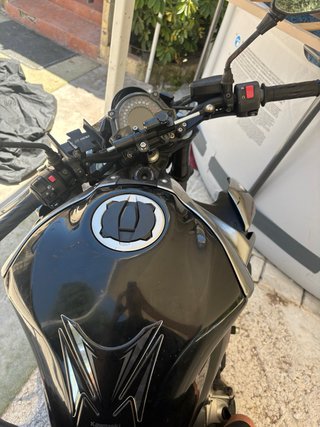 Kawasaki Z900 A2 Negra y Roja