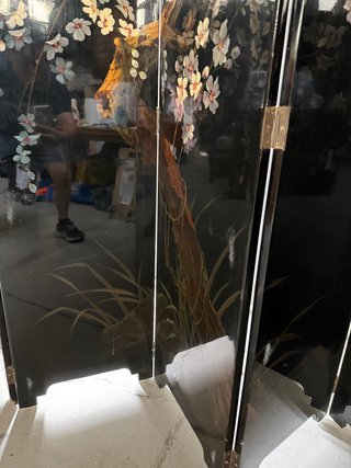 Biombo antiguo lacado pintado