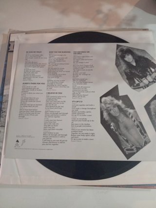 Stryper In God We Trust