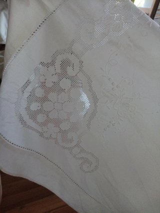 Lenzuolo sopra sfilato siciliano