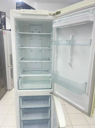 Nevera marca  Samsung con garantía transporte