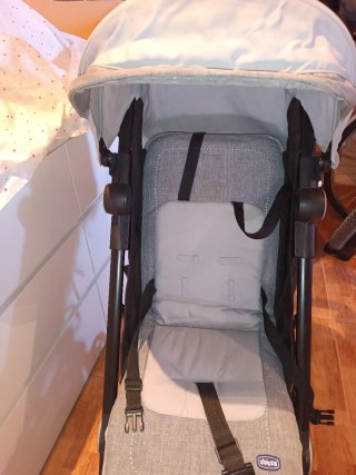 Silla de paseo ligera Chico plegable.Regalo bolso