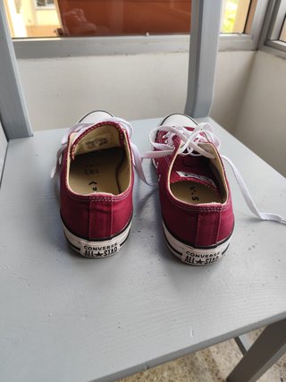 Converse All Star color vino Talla 38