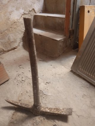 Pico de obra medidas 48 de largo el pico y largo62