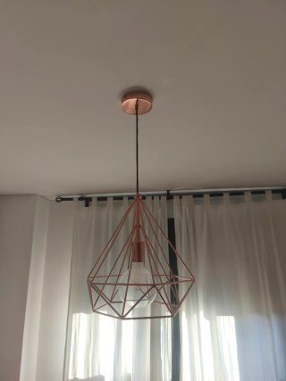 Lámparas de techo doradas con bombillas decorativa