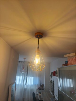 Lámparas de techo doradas con bombillas decorativa