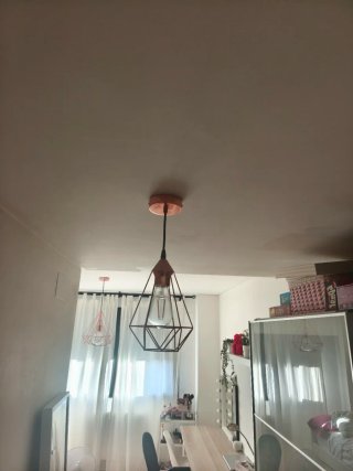 Lámparas de techo doradas con bombillas decorativa