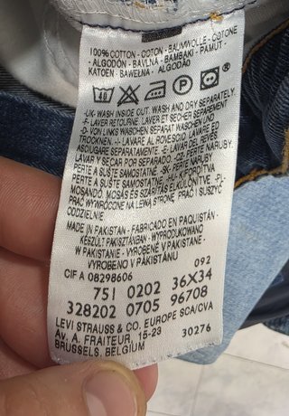 Jeans Levi's 751 Regular Fit W36 (2005)