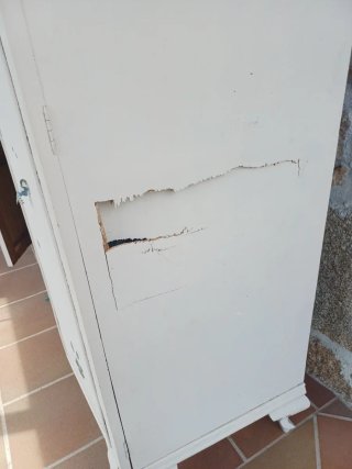 Se regala Armario antiguo de madera