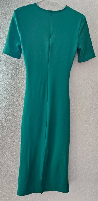 Vestido midi Zara verde
