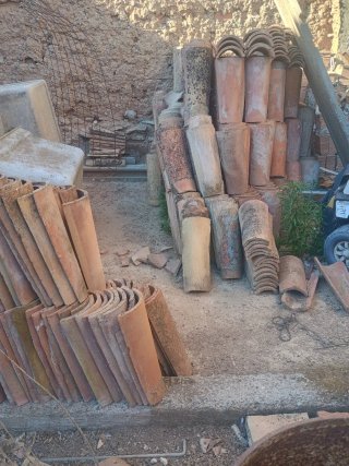 Tejas árabes de barro