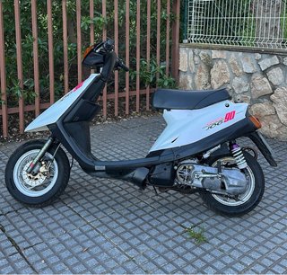 YAMAHA JOG 90CC SCOOTER CLASICO