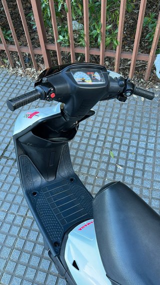 YAMAHA JOG 90CC SCOOTER CLASICO