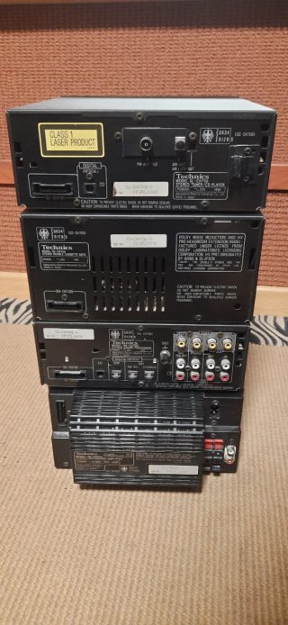 Equipo Hifi Technics SU-CH700 con altavoces