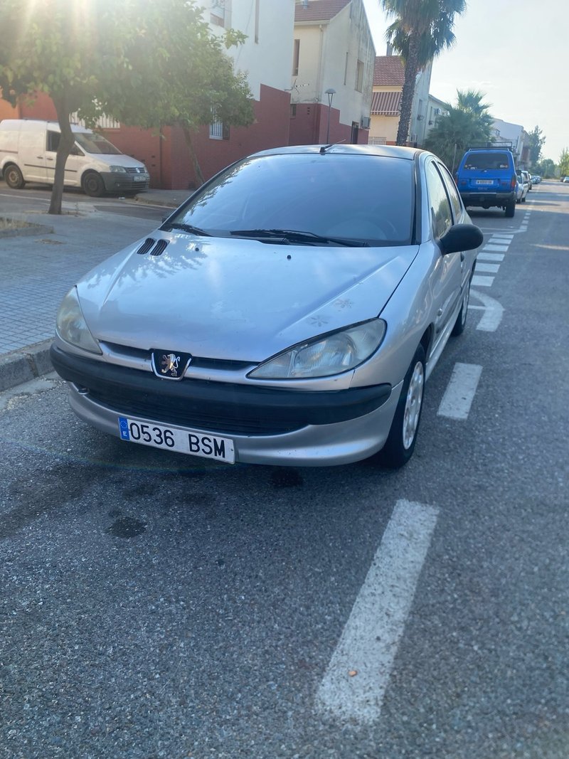 Peugeot 206 2003 - foto 1