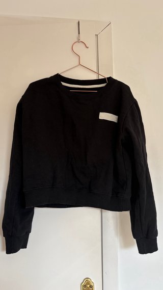 Sudadera negra con detalles cuadros talla S