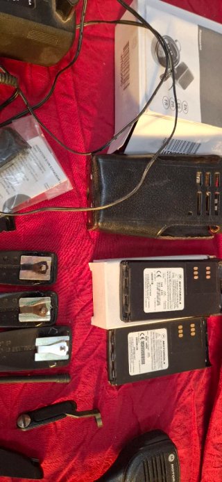 Motorola GP340 con accesorios