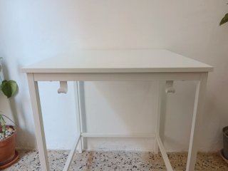 Mesa con ruedas de ikea Trotten