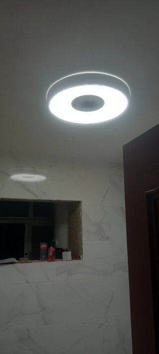 Se ofrece servicios de electricidad