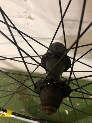 Rueda Trasera Giant para Piezas