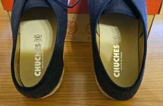 Zapatos de esparto y lona azul