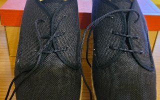 Zapatos de esparto y lona azul