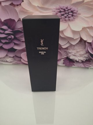 Yves Saint Laurent Trench iris sensual