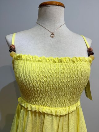 Mono amarillo verano